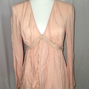 🦜🦜3/$25  BCBGeneration Long Sleeve Blouse Size M